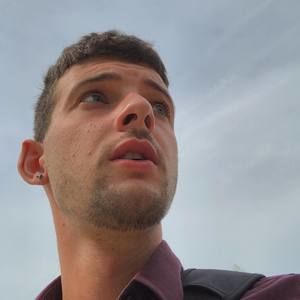 Meet your Posher, Christopher